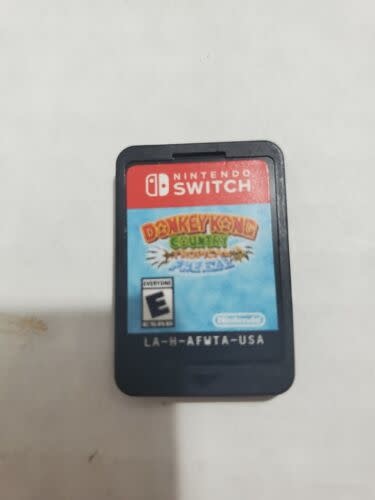 [210000035113] SWITCHU-DONKEY KONG COUNTRY TROPICAL FREEZE (CHIP ONLY)