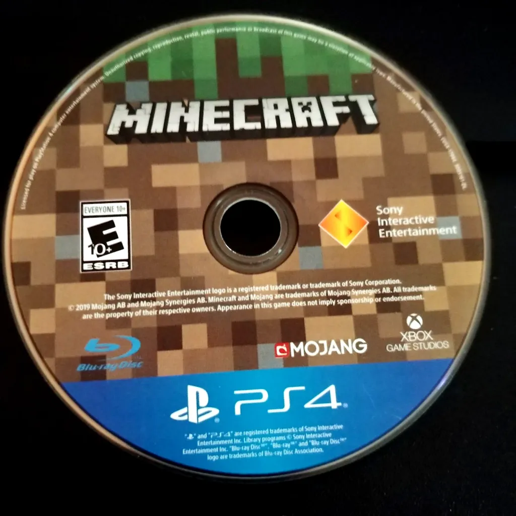 PS4U-Minecraft Starter Collection (Disc Only)